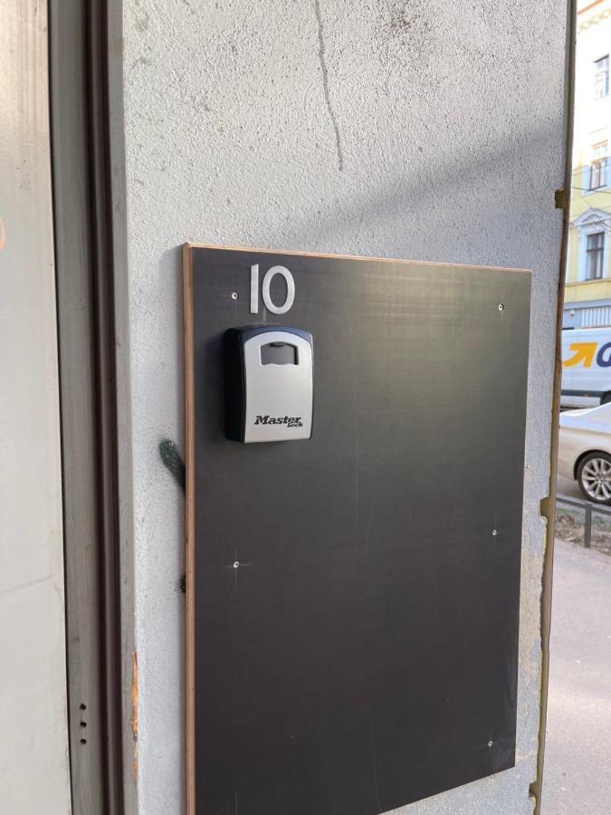 Gesamte Unterkunft In Zentrumsnaehe Wina Bagian luar foto